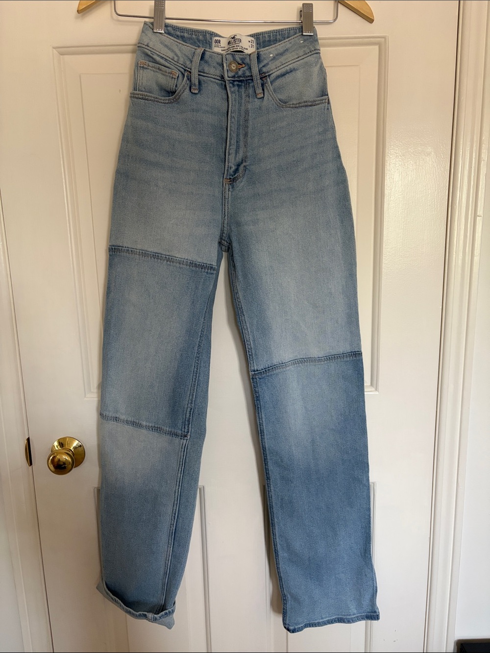 Hollister Curvy Ultra High-Rise Dad Jeans Light Wash W23 L31 Size 00